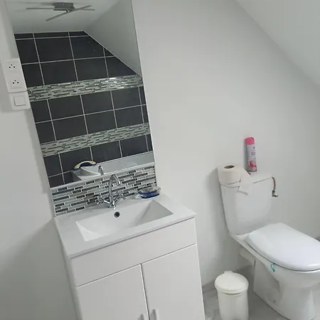 Ubytování v soukromí Spacieuse Montfort-le-Gesnois